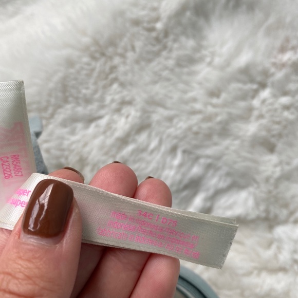 VS PINK Wear Everywhere Light Blue Push Up Bra - Picture 3 of 5